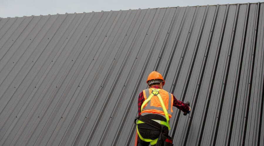 Expert Emergency Roof Repairs services in Tolovana Park, OR